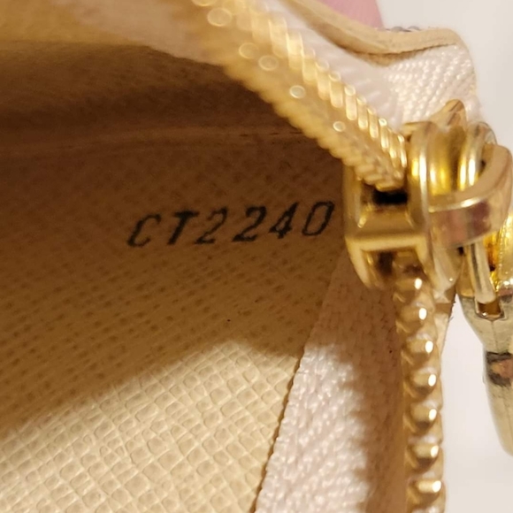 Key Pouch - Picture 7 of 7